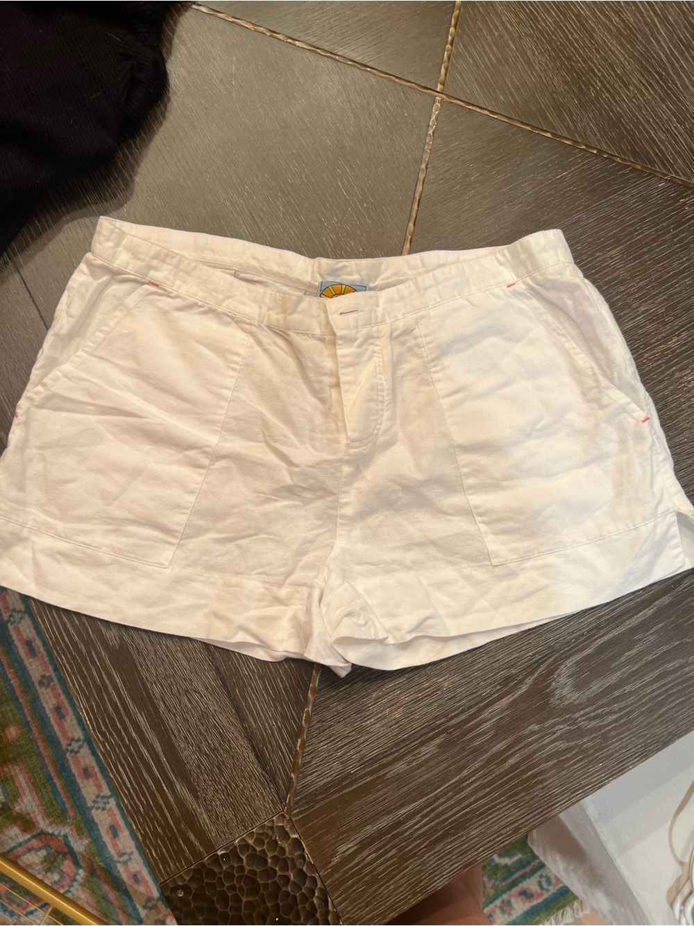 CC Women's White Casual Linen Blend Shorts